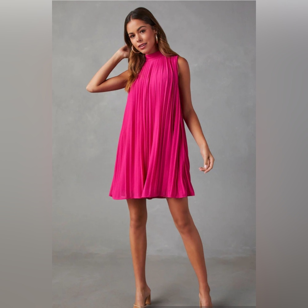 NWOT VICI Somerset Pleated Sleeveless Romper